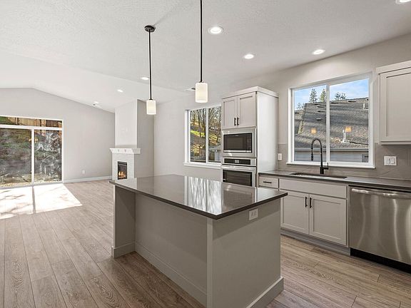 5th image of 1129 Pumpkin Ridge Dr #319