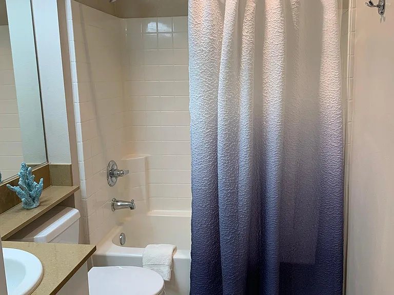1323 Boren Ave #2 — Photo 10
