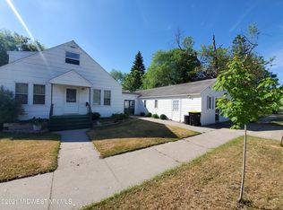 448 1st Ave N, Perham, MN 56573