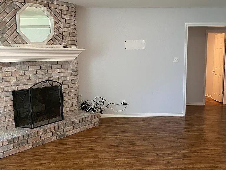 5606 Cliffwood Dr — Photo 3