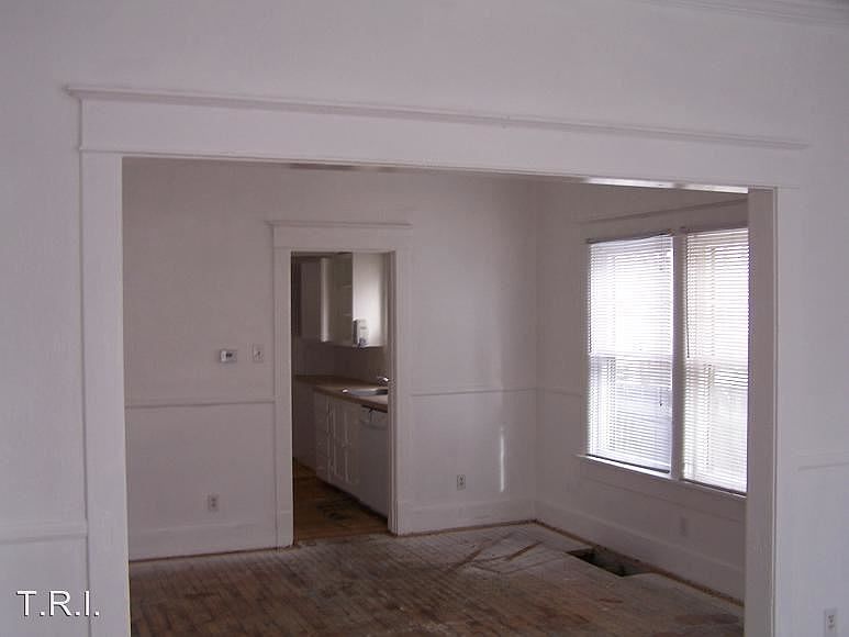 2nd image of 1017 5th St APT 1