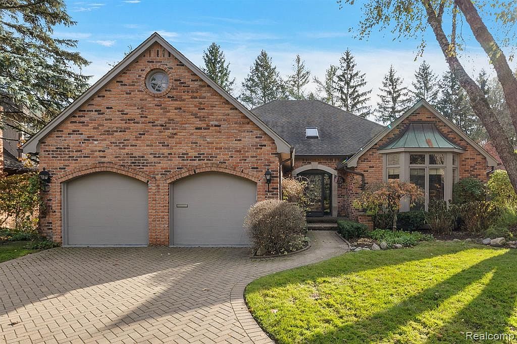 5584 Pine Brooke Ct, Bloomfield Hills, MI 48304 Zillow