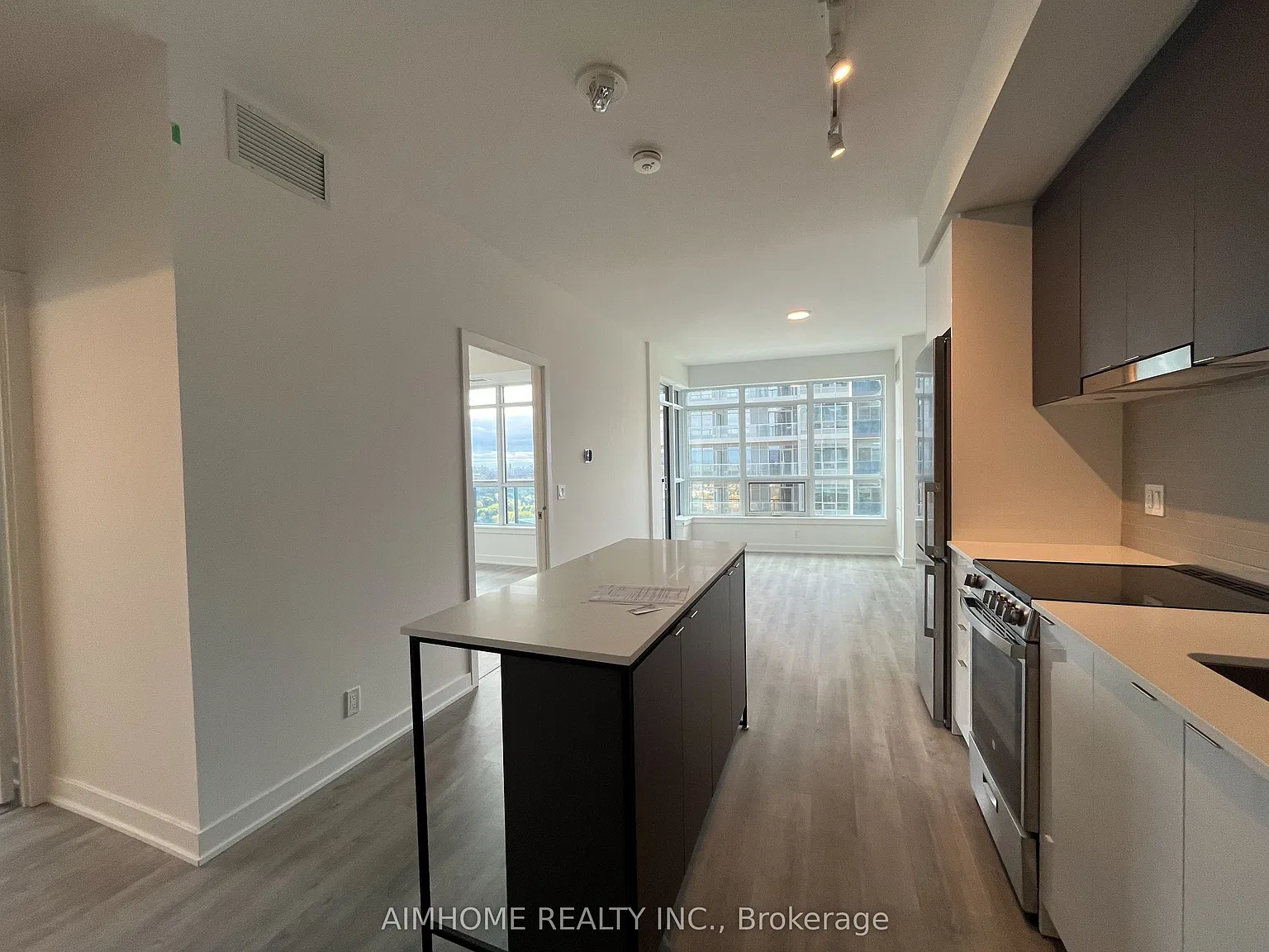 2 bed, $2,900 — Photo 3