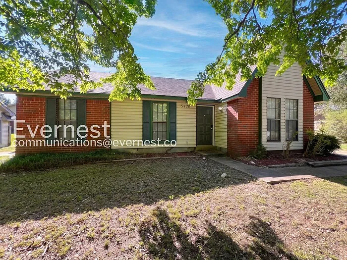 6420 Forestgate Rd — Photo 2
