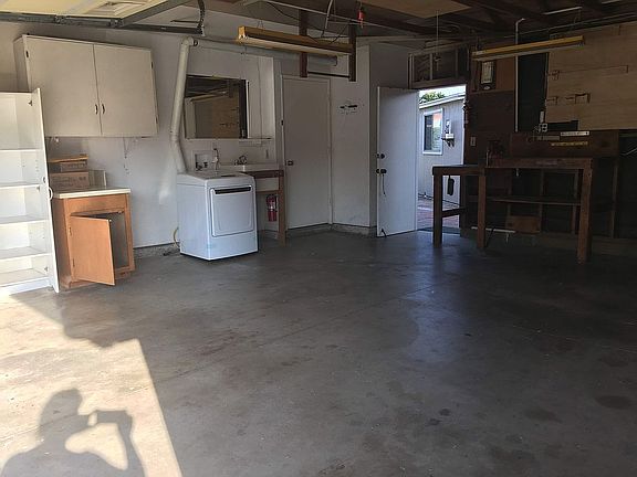 Garage with laundry hookups