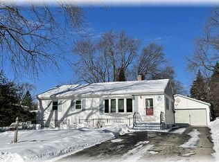 2518 Indian Trl, Racine, WI 53402