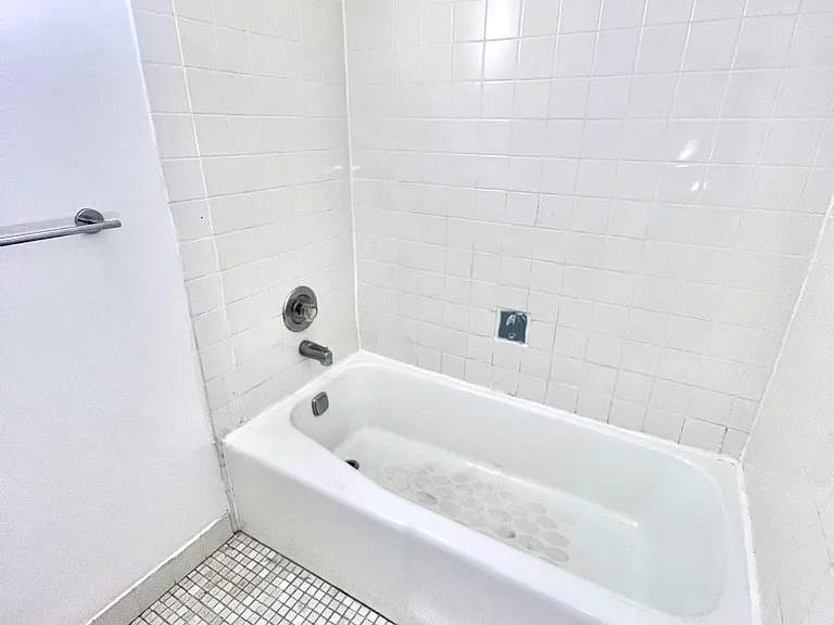14016 34th Ave #1003 — Photo 18