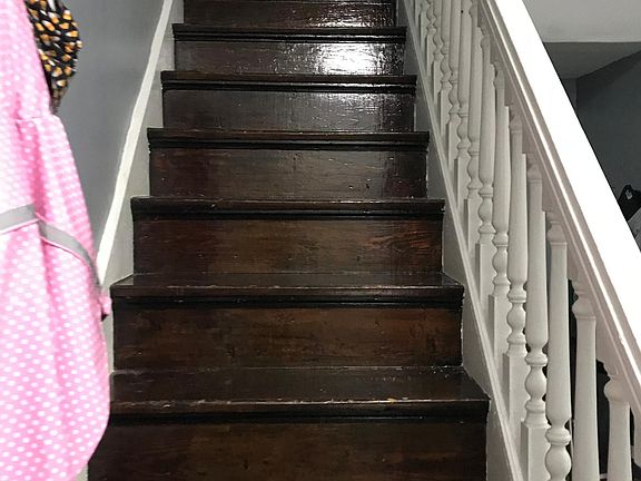 2nd image of 2223 Stratford Ave