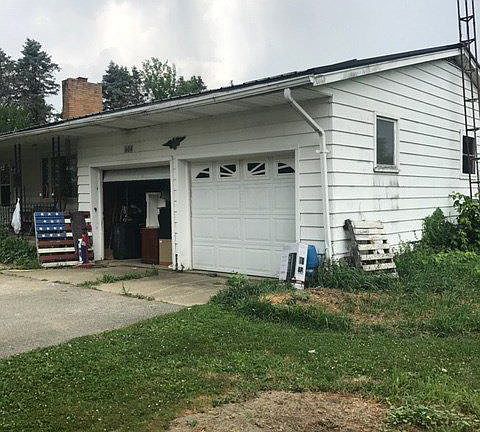 3rd image of 604 County Road 2000