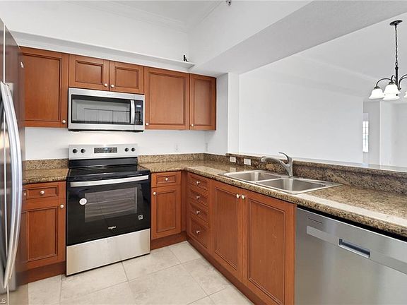 3rd image of 20170 Estero Gardens CIR #102