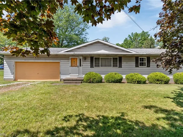 3781 N Neitz Dr, Norton, OH 44203