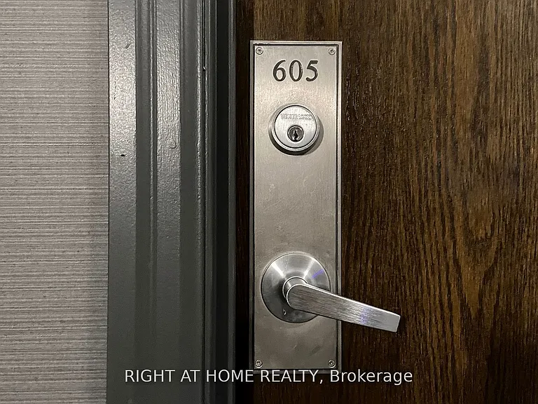 27 Rean Dr #605 — Photo 12