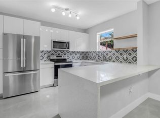801 NW 134th Ave, Pembroke Pines, FL 33028