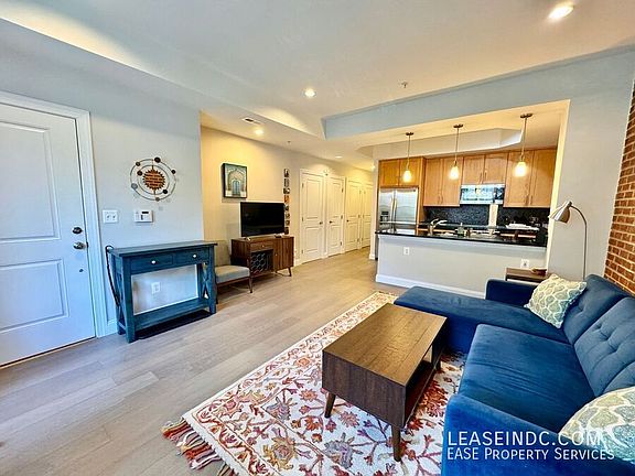 5th image of 410 M St NW #2
