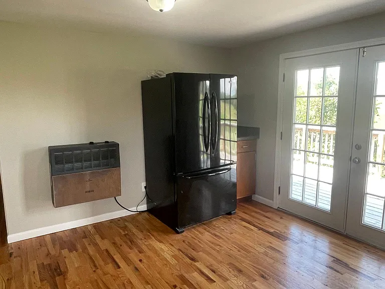 6453 McGlothlin Ln — Photo 12