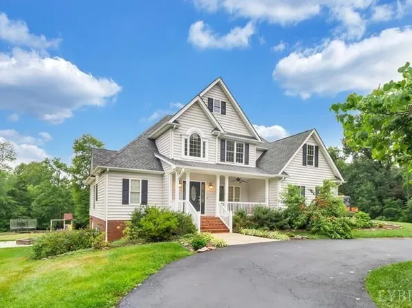 911 Police Tower Rd, Appomattox, VA 24522