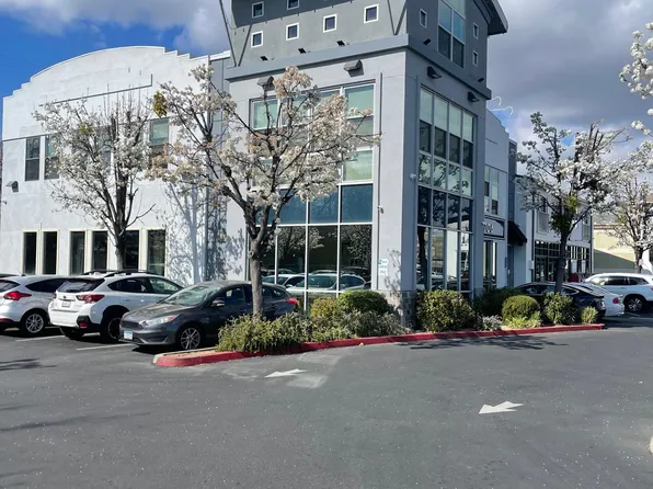 706 56th St APT 203, Sacramento, CA 95819