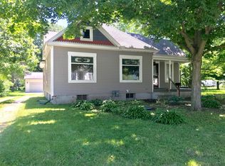 519 S Division St, Chenoa, IL 61726