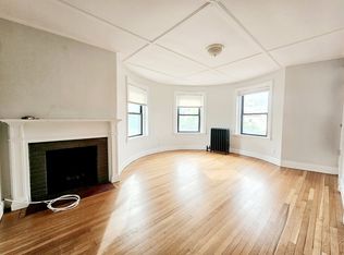 1462 Commonwealth Ave #4, Brighton, MA 02135