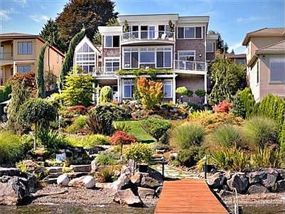 Lk View Contemporary architectural masterpiece on 73 feet of Waterfront