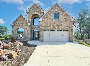 320 Pony Creek Dr, Kingsland, TX 78639
