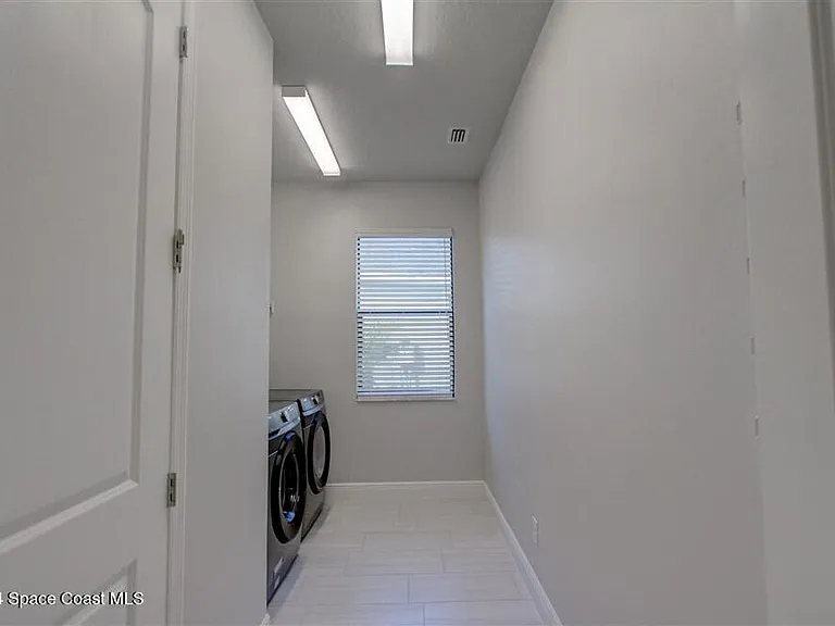 3267 Addison Dr — Photo 9