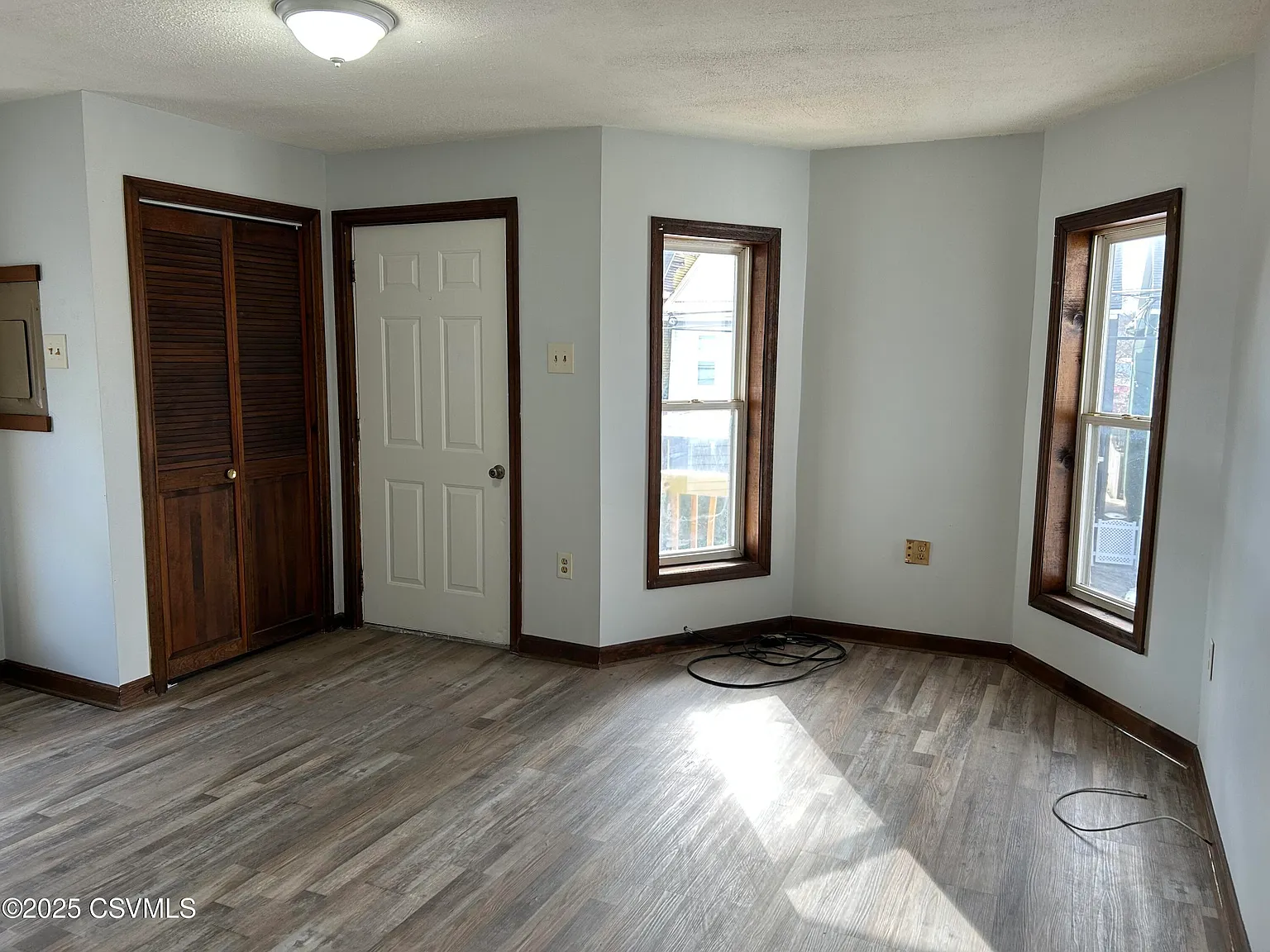 2 bed, 700 sqft, $950 — Photo 3