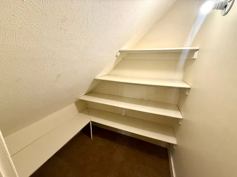 3608 Jackson St — Photo 3