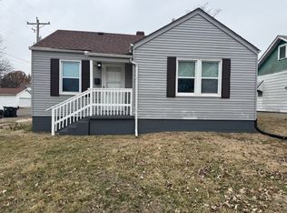 601 N 4th St, Dupo, IL 62239