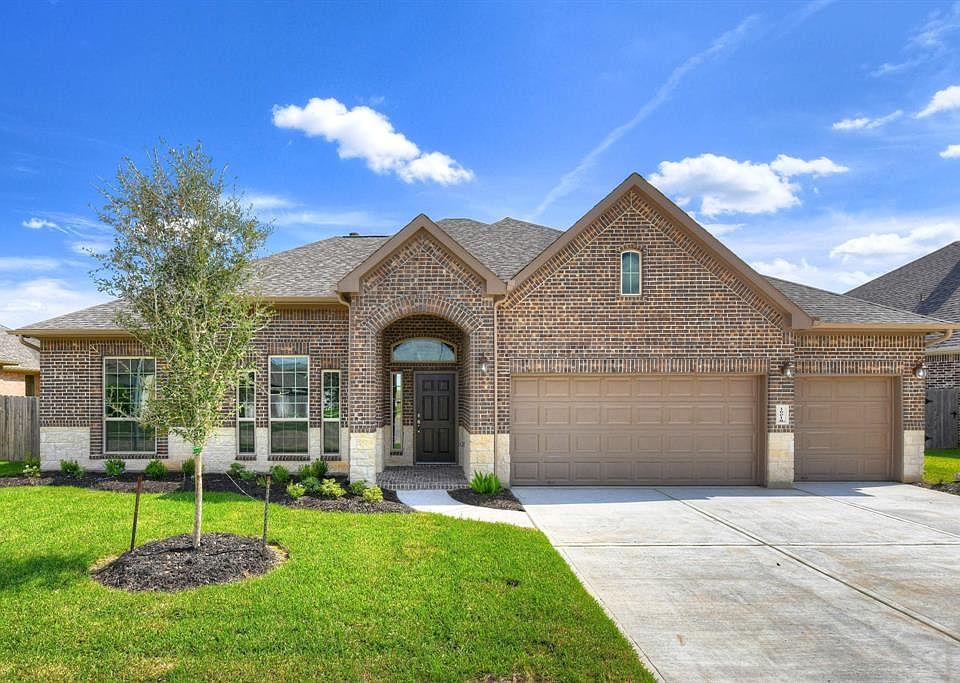 1st image of 16018 Sydneyann Dr