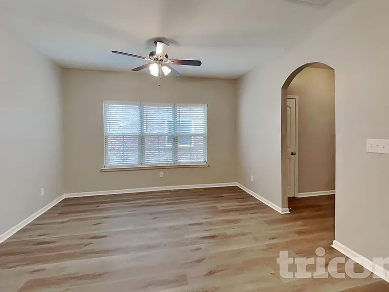 2153 Cason Ln — Photo 5