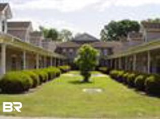 102 Courthouse Dr APT 7, Fairhope, AL 36532