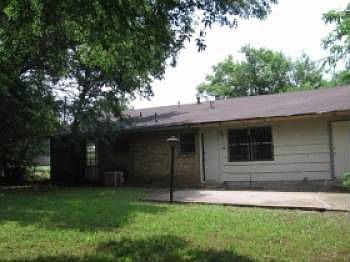 2nd image of 607 Bluewood Dr