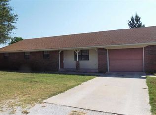 2350 Meridian Rd, Lone Grove, OK 73443