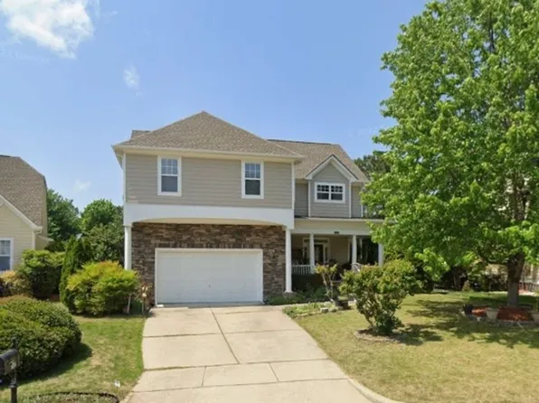 606 Gravel Brook Ct, Cary, NC 27519