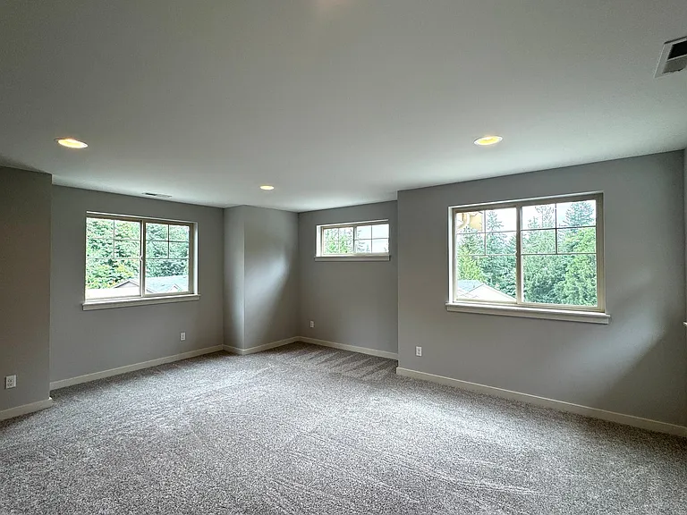 5726 Solana Ln NE — Photo 32