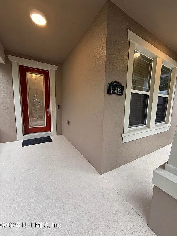 5 bed, 4.0 bath, 3438 sqft, $5,500 — Photo 2
