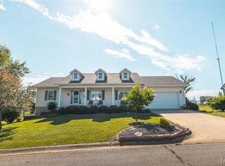 15 Westwood Dr, Salem, MO 65560