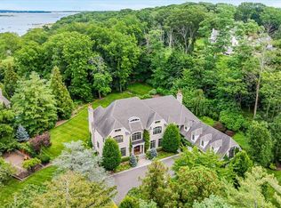 17 Plover Lane, Lloyd Harbor, NY 11743