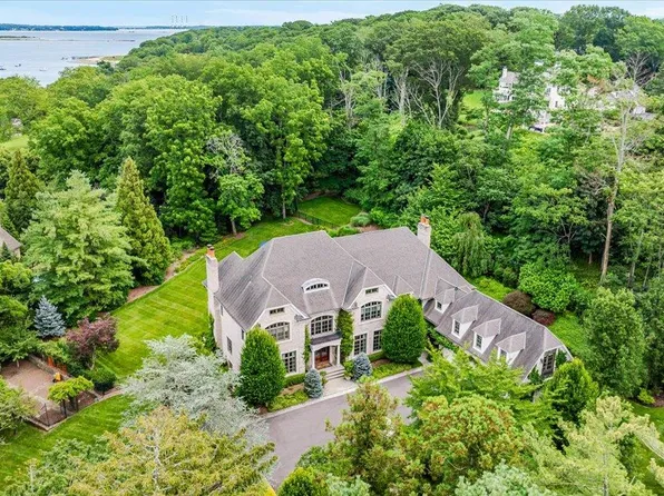 17 Plover Lane, Lloyd Harbor, NY 11743