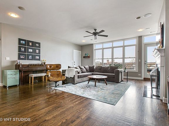 3rd image of 3615 N Ashland Ave #Penthouse
