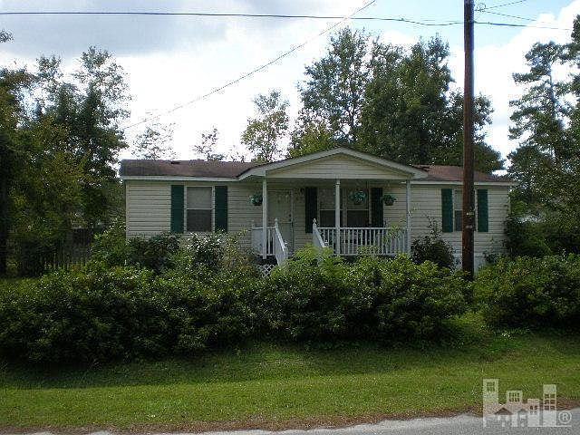 1st image of 813 Short Street NE