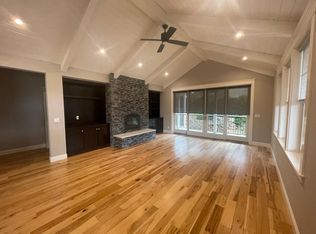 301 Mary Belle Way, Angels Camp, CA