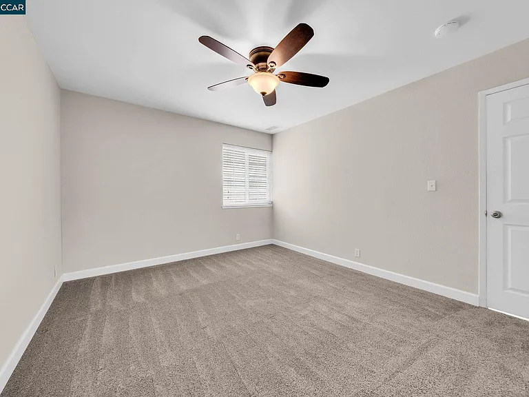 1812 Cole Ave #4 — Photo 34