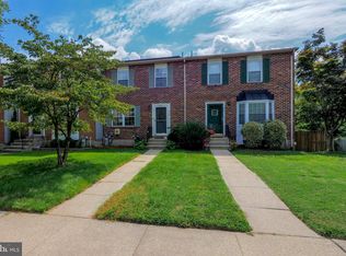 319 Cool Breeze Ct, Pasadena, MD