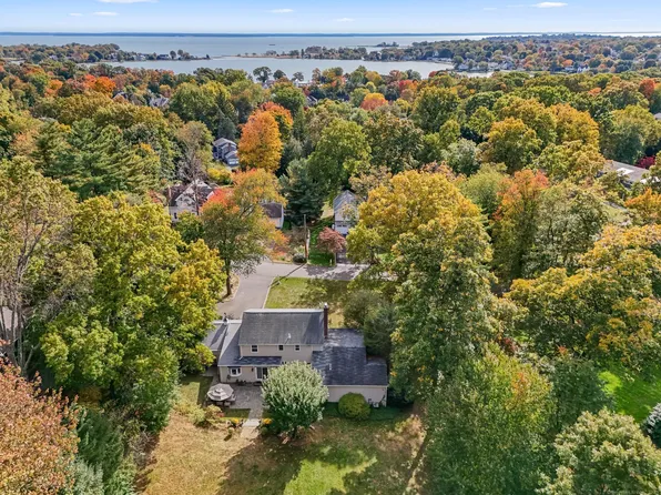 23 Stanton Road, Darien, CT 06820