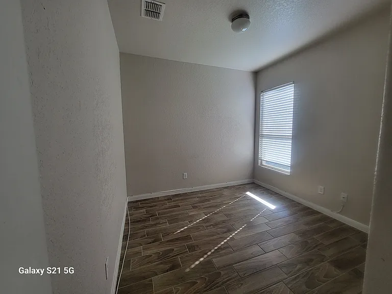 9602 Bricewood Oak — Photo 16
