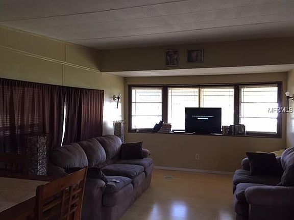 2nd image of 4227 Loury Dr #13
