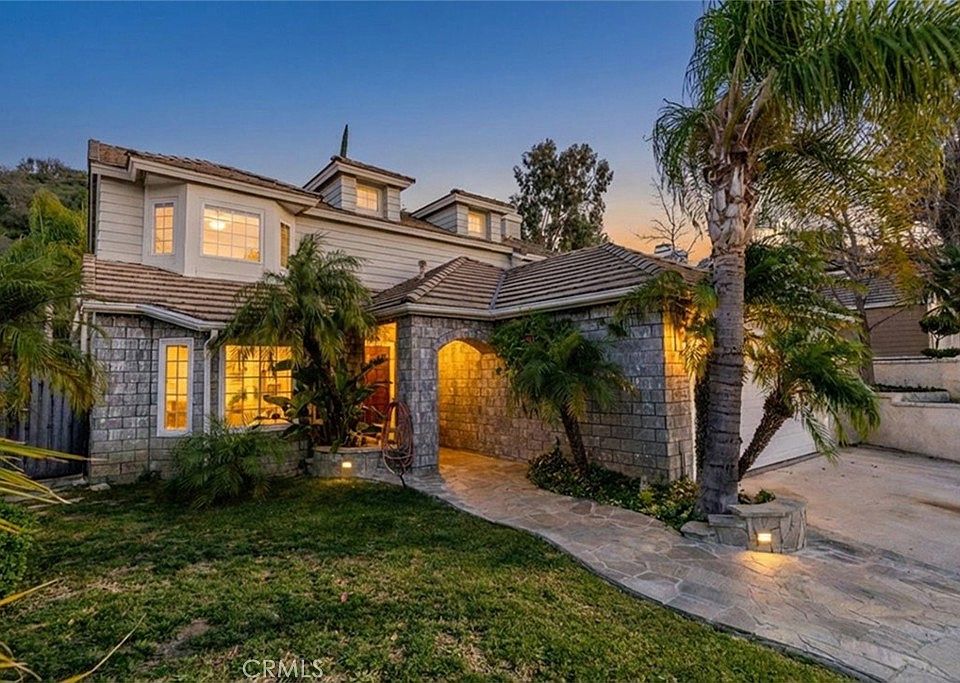 1st image of 31256 Quail Valley Rd