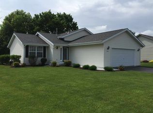 432 Grayling Dr, Rockford, IL 61107